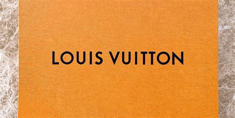 delai livraison louis vuitton|Quelles sont les options de livraison et les frais associés.